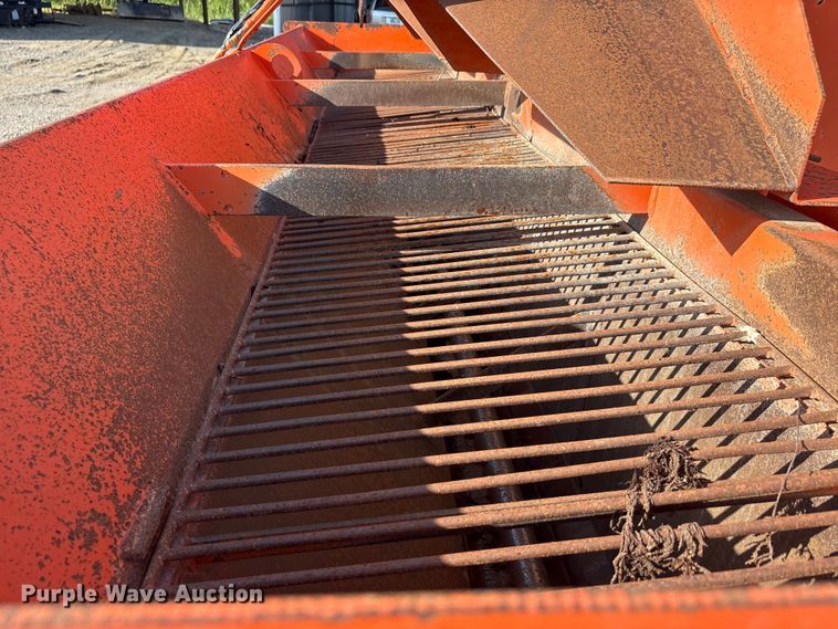 image for item EU5782 2001 Rosco SPR-HH chip spreader