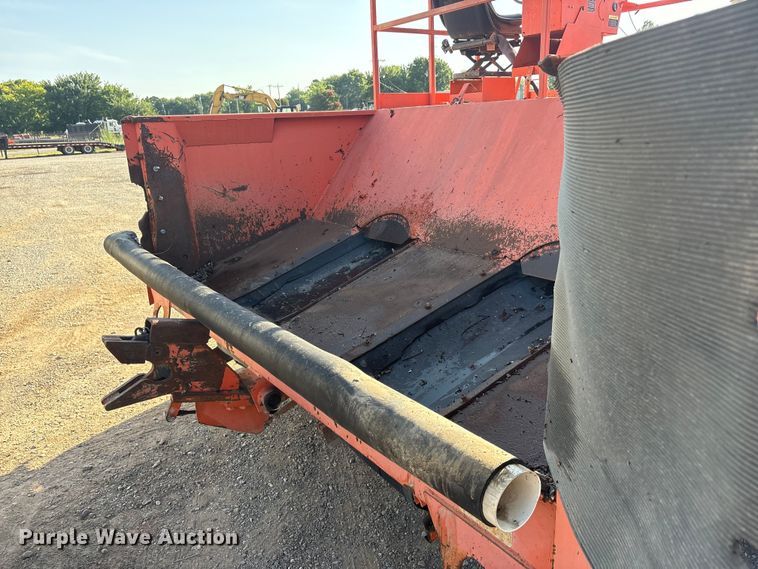 image for item EU5782 2001 Rosco SPR-HH chip spreader