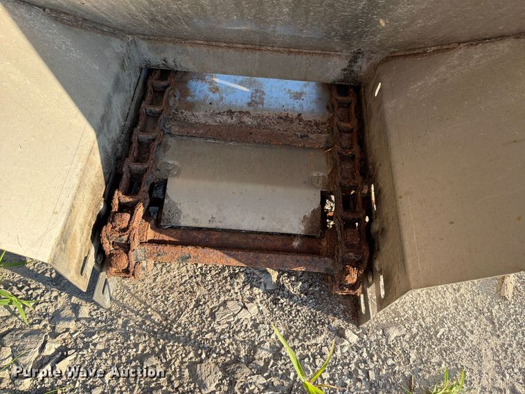 image for item EV2317 Swenson spreader