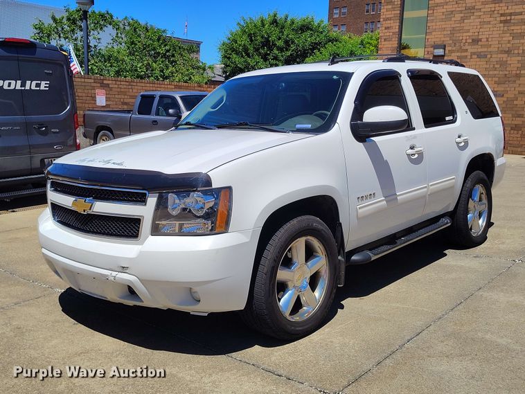 image for item EW1038 2010 Chevrolet Tahoe SUV