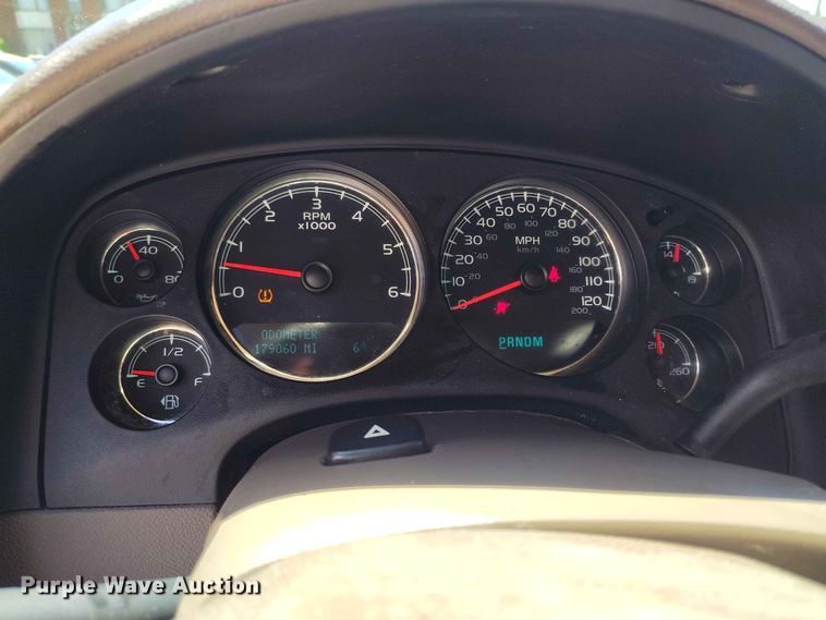 image for item EW1038 2010 Chevrolet Tahoe SUV