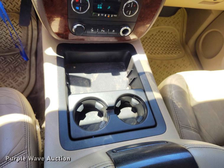 image for item EW1038 2010 Chevrolet Tahoe SUV