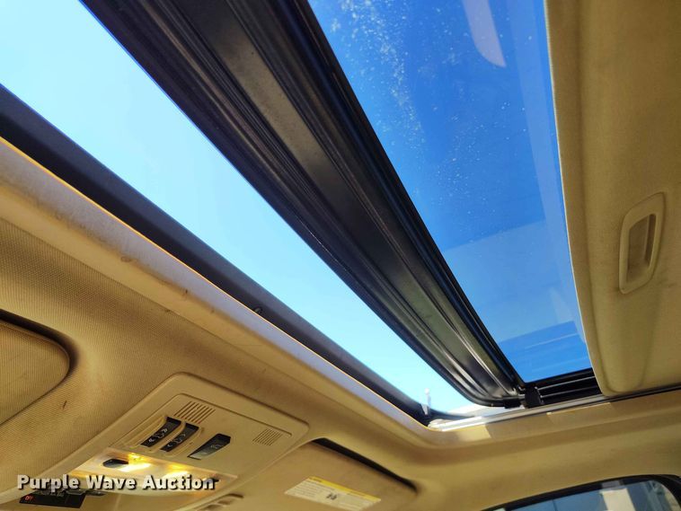 image for item EW1038 2010 Chevrolet Tahoe SUV