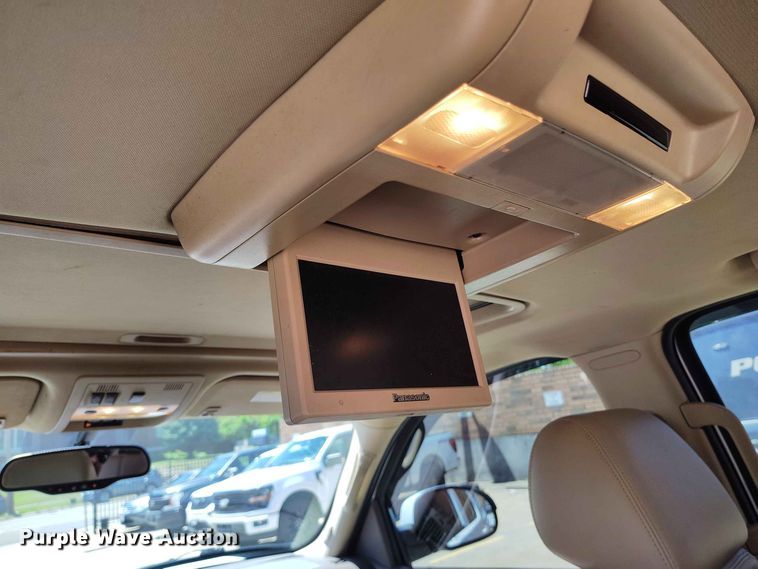 image for item EW1038 2010 Chevrolet Tahoe SUV