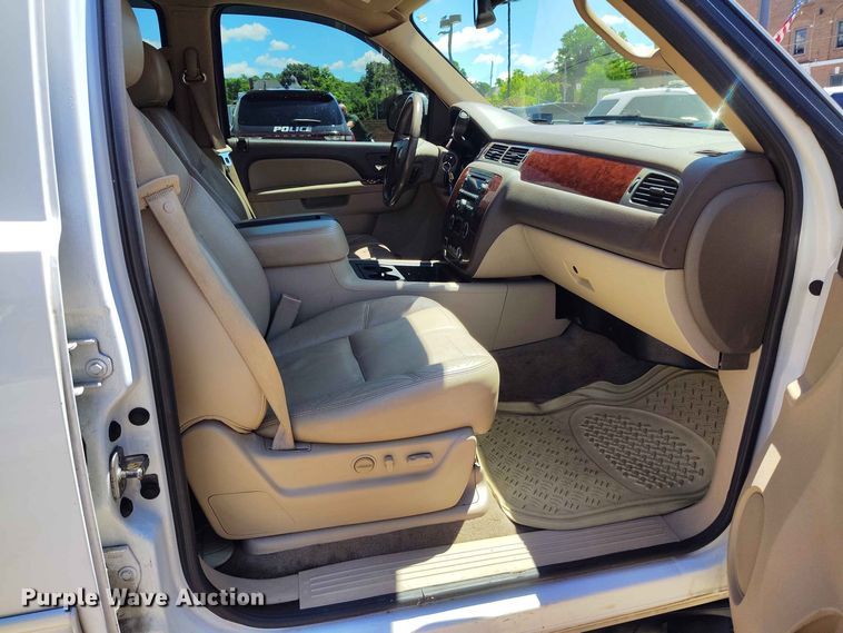 image for item EW1038 2010 Chevrolet Tahoe SUV