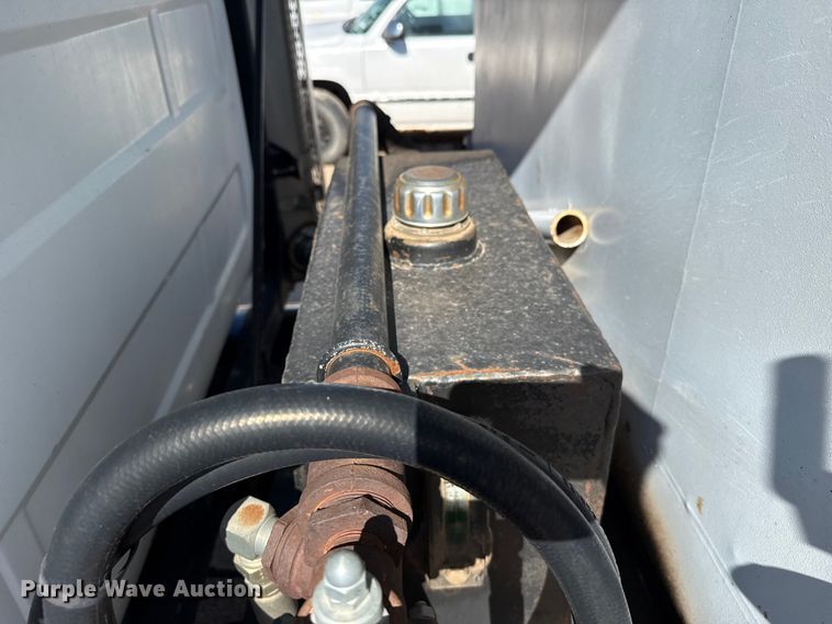 image for item EW4036 1991 Mack RD690S dump truck