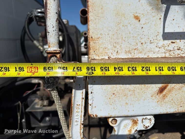 image for item EW4036 1991 Mack RD690S dump truck