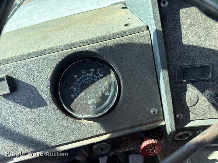 image for item EW4036 1991 Mack RD690S dump truck