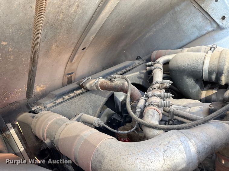 image for item EW4036 1991 Mack RD690S dump truck