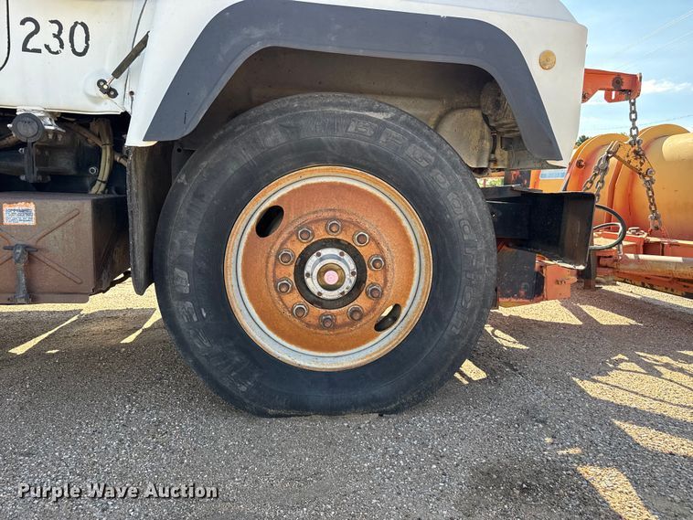 image for item EW4036 1991 Mack RD690S dump truck