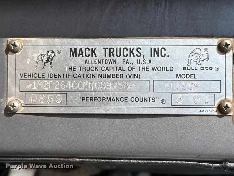 image for item EW4036 1991 Mack RD690S dump truck