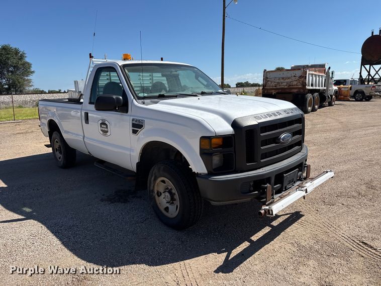 image for item EW4039 2008 Ford F250 Super Duty pickup truck