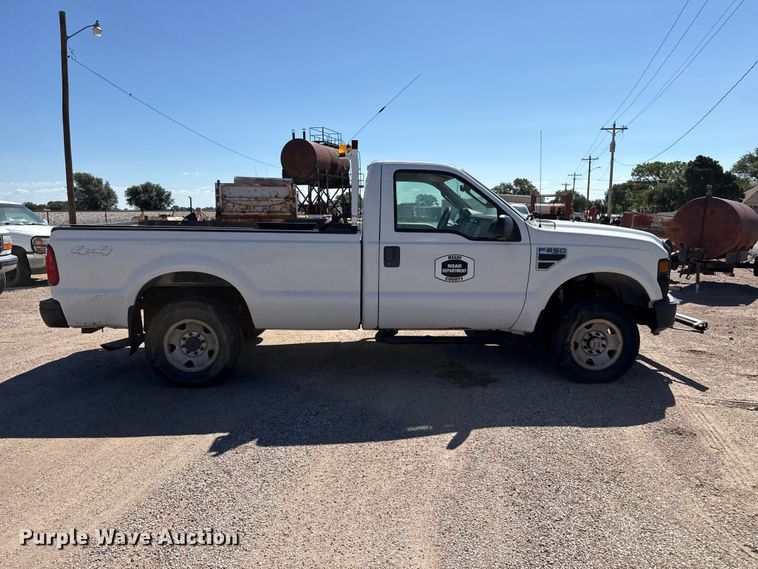 image for item EW4039 2008 Ford F250 Super Duty pickup truck
