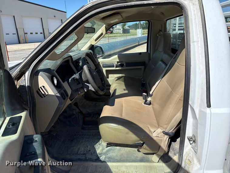 image for item EW4039 2008 Ford F250 Super Duty pickup truck