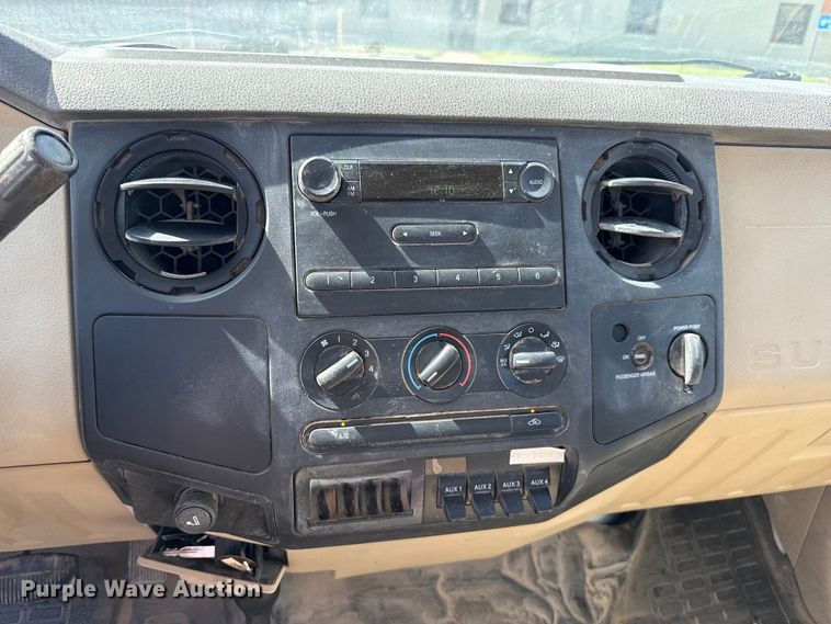 image for item EW4039 2008 Ford F250 Super Duty pickup truck