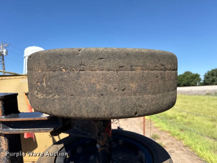image for item EW4040 Land Pride rotary mower