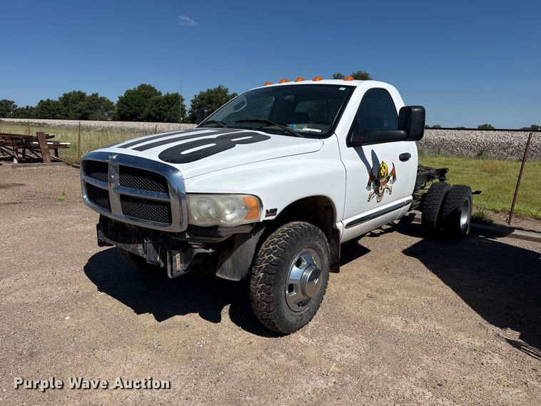 2003 Dodge Ram 3500 pickup truck cab and chassis