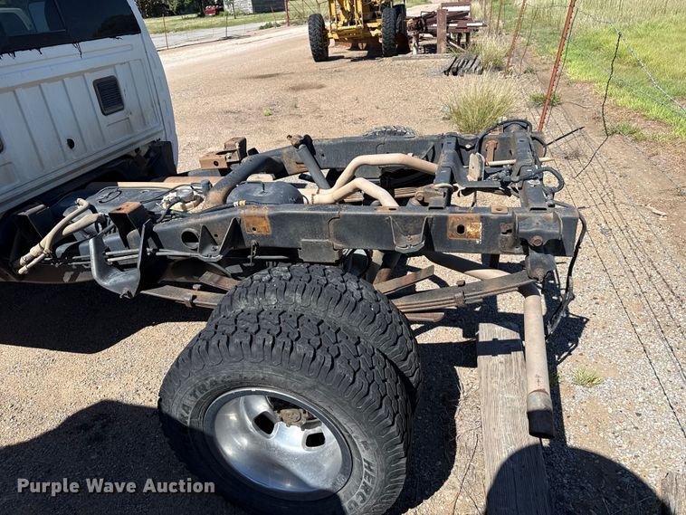 image for item EW4041 2003 Dodge Ram 3500 pickup truck cab and chassis