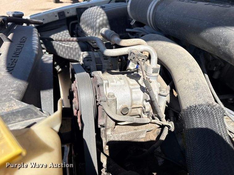 image for item EW4041 2003 Dodge Ram 3500 pickup truck cab and chassis