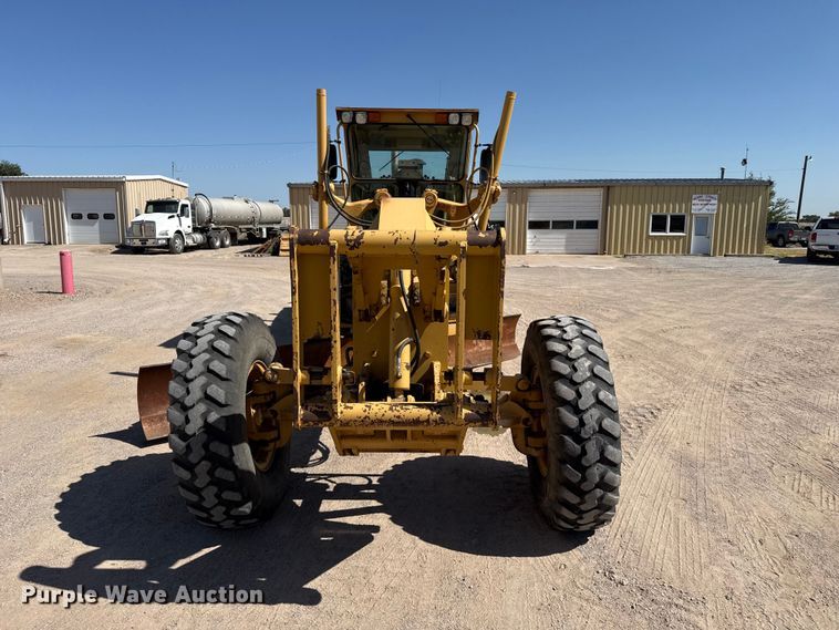 image for item EW4042 1999 Caterpillar 140H motor grader
