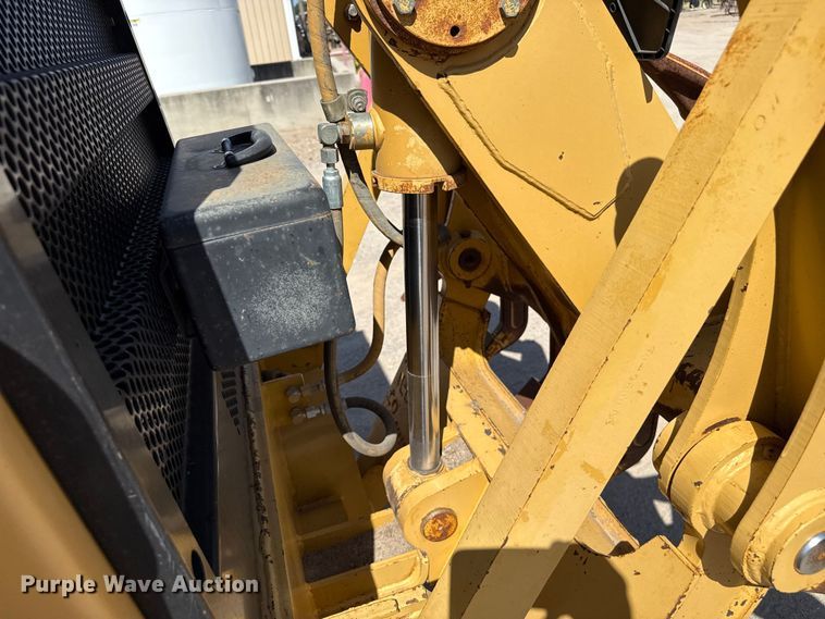 image for item EW4042 1999 Caterpillar 140H motor grader