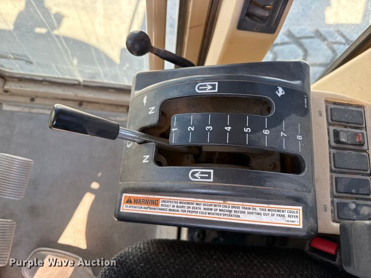 image for item EW4042 1999 Caterpillar 140H motor grader