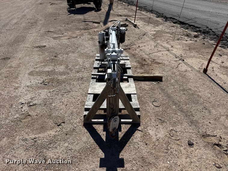 image for item EW4043 Auto Crane crane