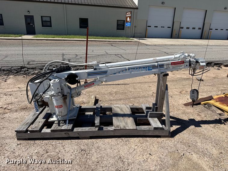 image for item EW4043 Auto Crane crane
