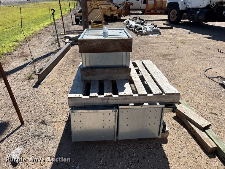 image for item EW4043 Auto Crane crane