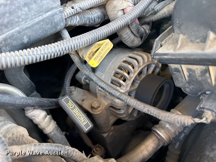 image for item EW4045 2000 Ford F450 Super Duty ambulance