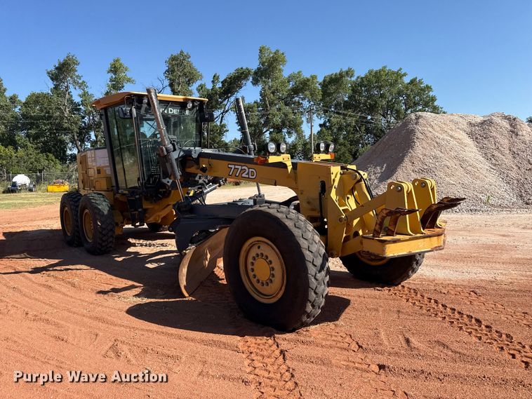 image for item EW4109 2007 John Deere 772D motor grader