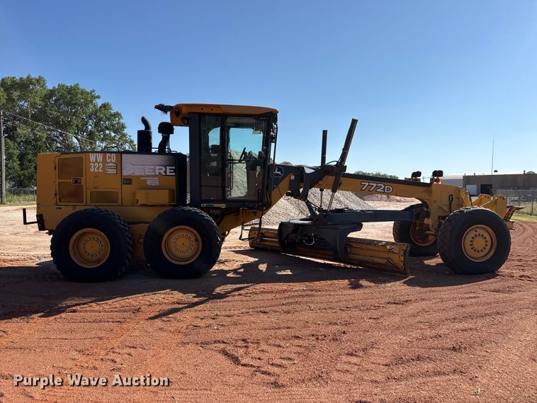 image for item EW4109 2007 John Deere 772D motor grader
