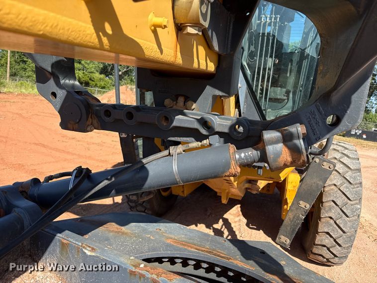image for item EW4109 2007 John Deere 772D motor grader