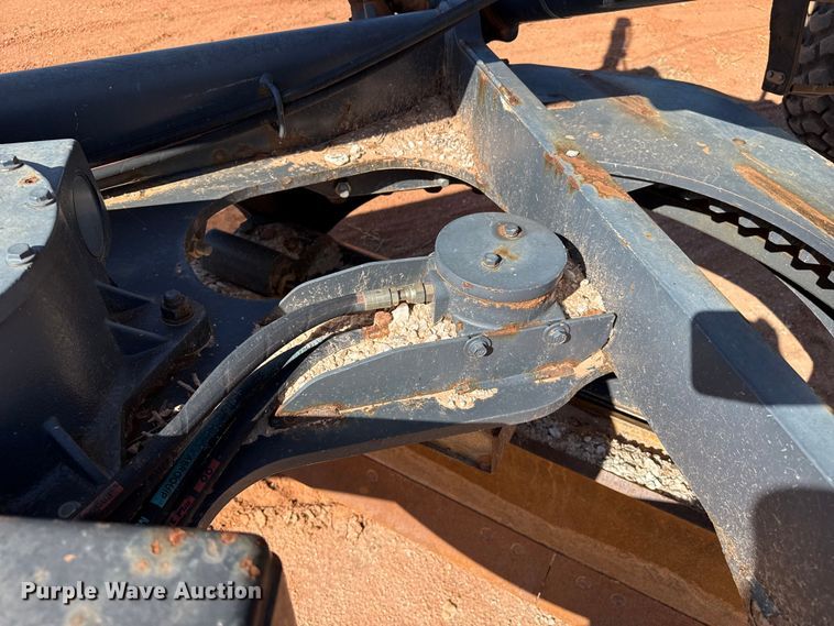 image for item EW4109 2007 John Deere 772D motor grader