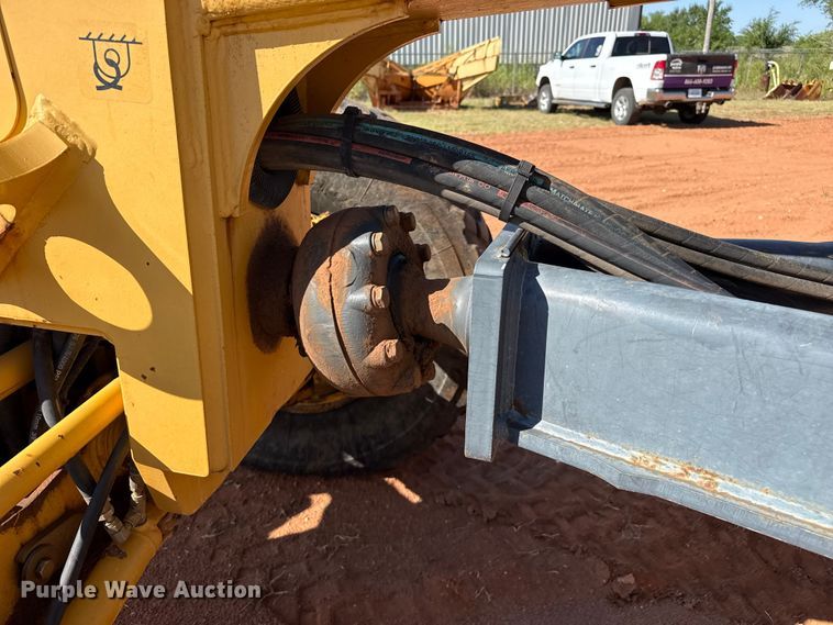 image for item EW4109 2007 John Deere 772D motor grader
