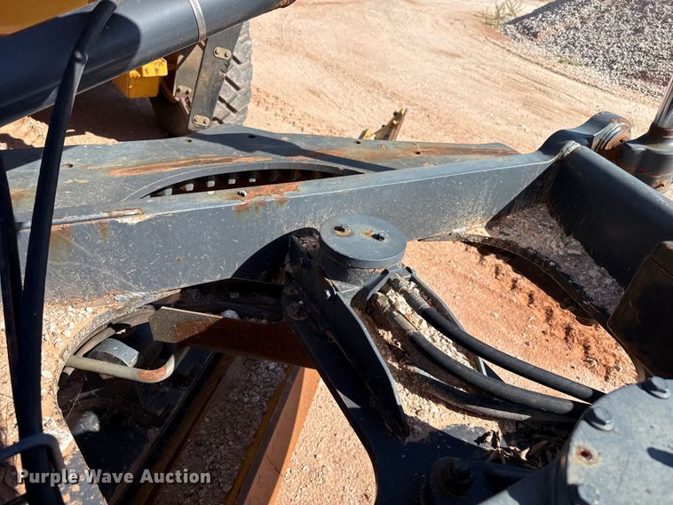 image for item EW4109 2007 John Deere 772D motor grader