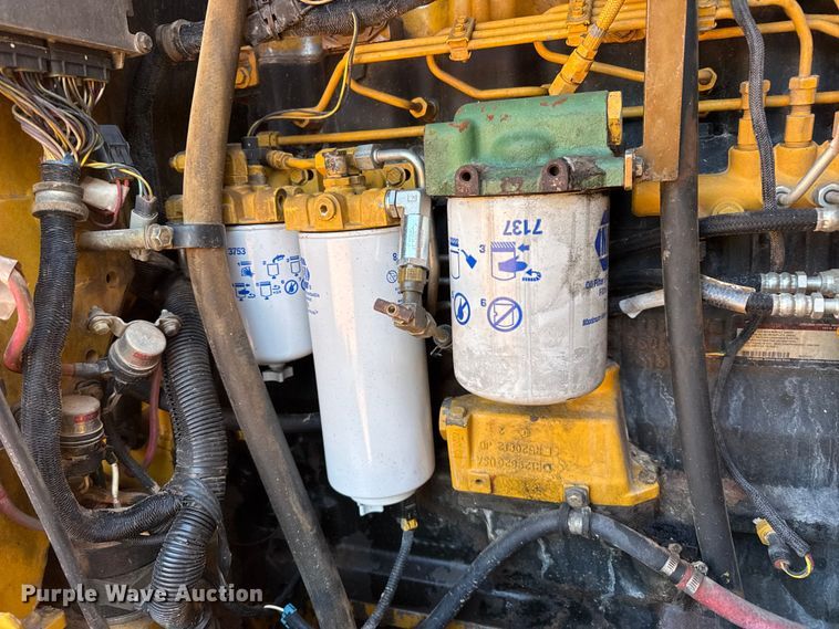 image for item EW4109 2007 John Deere 772D motor grader