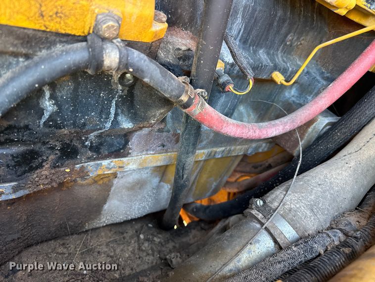 image for item EW4109 2007 John Deere 772D motor grader