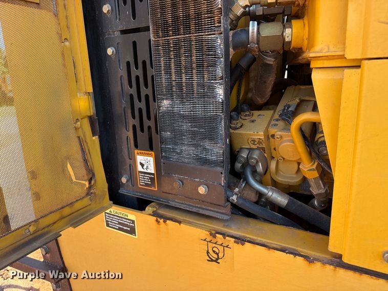 image for item EW4109 2007 John Deere 772D motor grader