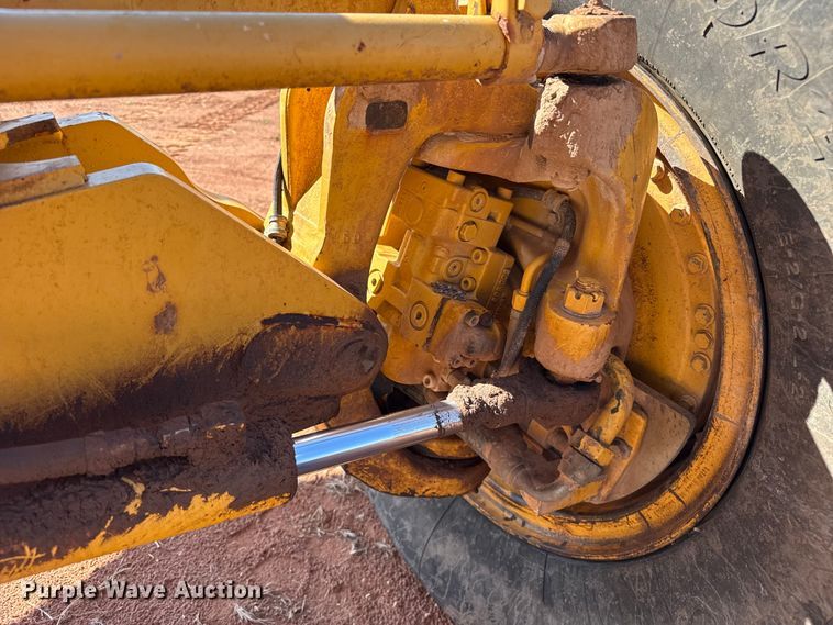 image for item EW4109 2007 John Deere 772D motor grader
