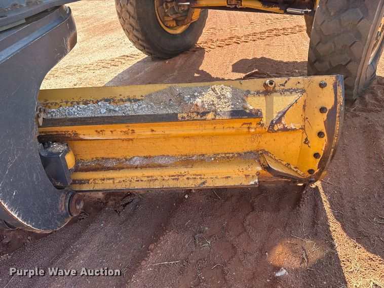 image for item EW4109 2007 John Deere 772D motor grader