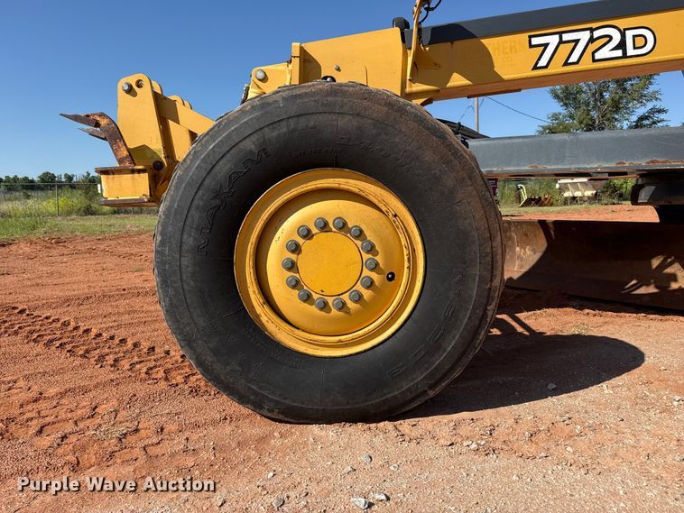 image for item EW4109 2007 John Deere 772D motor grader
