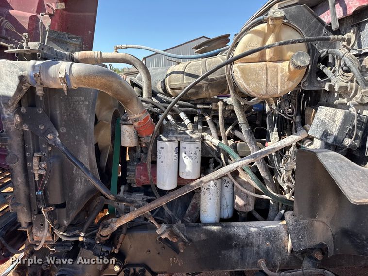 image for item EW4110 1998 Mack CH600 semi truck