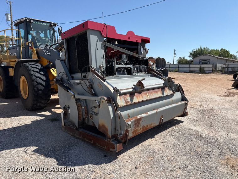 image for item EW4111 2013 Asphalt Zipper cold planer
