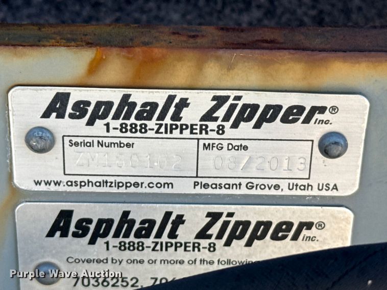 image for item EW4111 2013 Asphalt Zipper cold planer