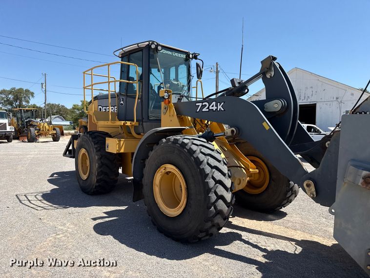 image for item EW4112 2012 John Deere 724K wheel loader