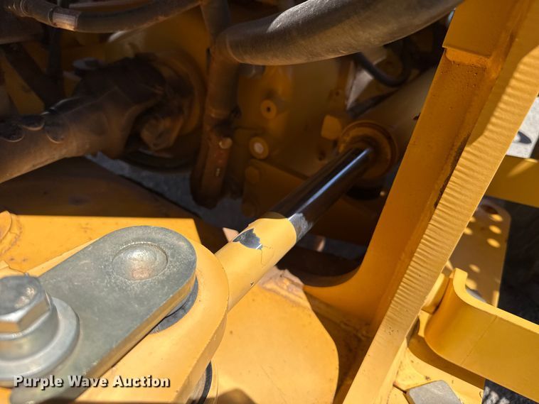 image for item EW4112 2012 John Deere 724K wheel loader