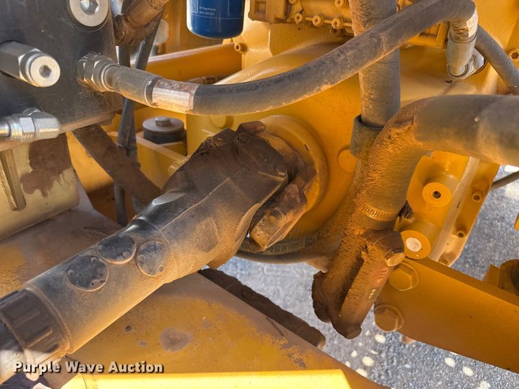 image for item EW4112 2012 John Deere 724K wheel loader