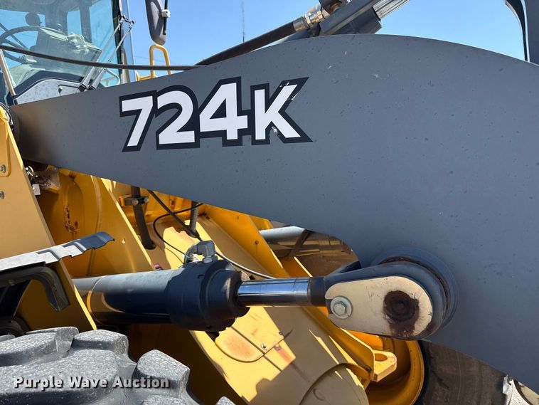 image for item EW4112 2012 John Deere 724K wheel loader