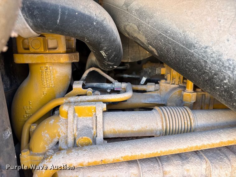 image for item EW4112 2012 John Deere 724K wheel loader